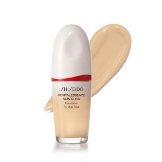 Shiseido Revitalessence Skin Glow Foundation SPF 30 PA+++ (160 Shell) 30 ml